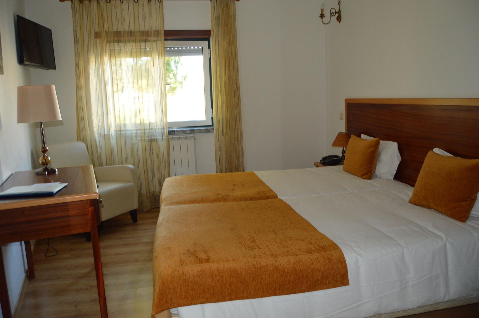 Hotel Louro Obidos Bagian luar foto